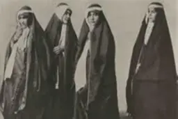 با قدیمی ترین داستان های خرافه ای ایران در عصر قاجار آشنا شوید! | از درمان عجیب بیماری ها تا دخالت داشتن اجرام آسمانی در سرنوشت انسان ها