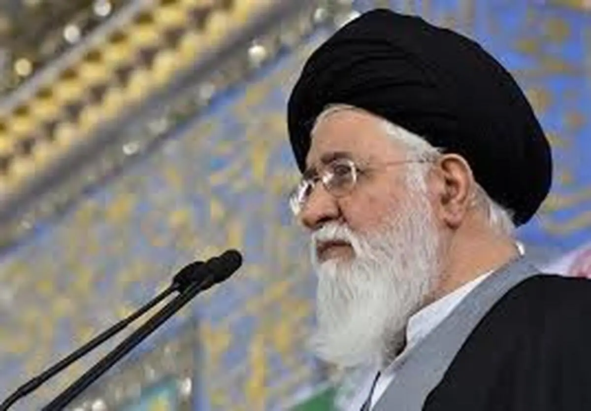 همان دیوانگی و مستی‌ها را که ترامپ داشت بایدن هم دارد.
