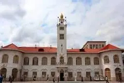 شیر جنجالی در قلب رشت | نگاهی به مجسمه تازه‌ نصب‌شده در پارک شهری +تصویر