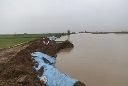 شکستن سیل بندها در دشت آزادگان صحت ندارد