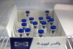 فاز ۲ و ۳ واکسن ایرانی کرونا ادغام می‌شود  |  تزریق واکسن به ۲۰ هزار داوطلب در ۱۰ شهر