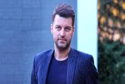 ماشین فوق لاکچری و کلاسیک باربد بابایی برایش دردسر ساز شد
