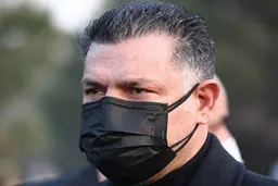 ماجرای واکسن زدن علی دایی در آمریکا | آیا علی دایی هم در آمریکا واکسن کرونا می زند؟