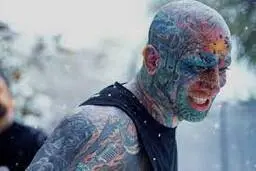 بستری شدن امیر تتلو در بخش اعصاب و روان بیمارستان امین آباد شایعه است