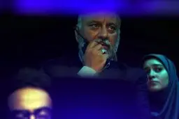 انتقاد یک بازیگر از فرهنگ لمپنیزم کت و شلوار پوش