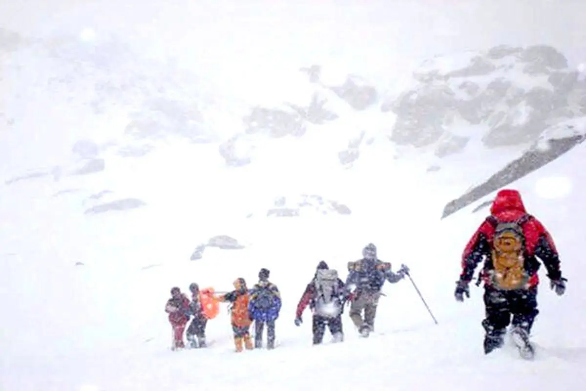
 یکی از کوهنوردان مفقودشده  بر اثر سقوط از ارتفاعات فوت شد
