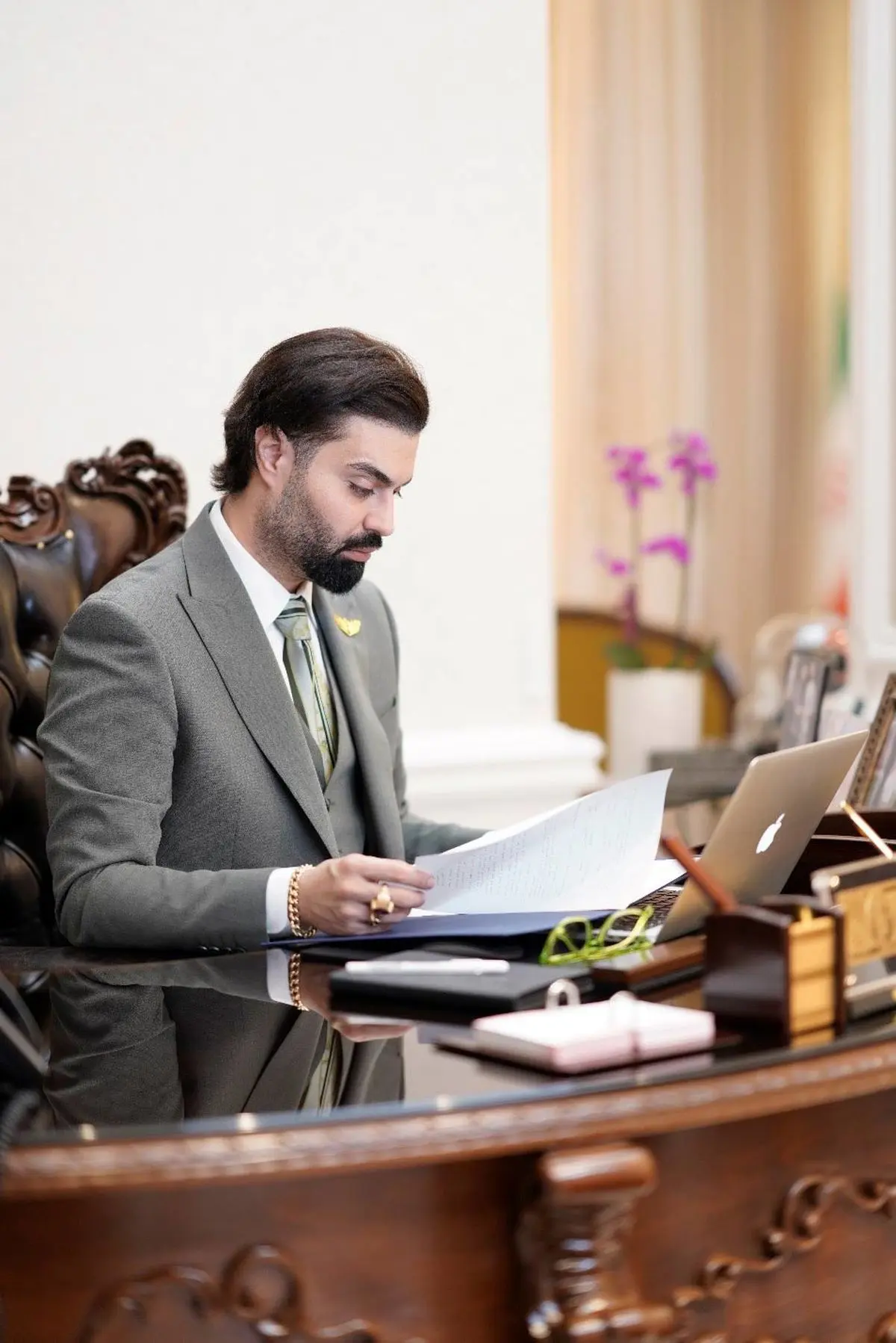 دکتر ماکان آریا پارسا: دیپلماسی اقتصادی ، قربانی سیاست