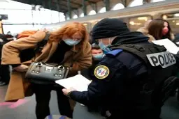 ورود به فرانسه ممنوع!