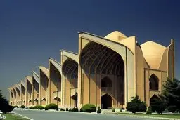 تصویرسازی هوش مصنوعی از اصفهان مدرن! + تصاویر