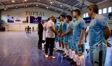 حضور رئیس‌جمهور در زمین فوتبال | دیدار نمادین کارگران و پیشکسوتان با پا به توپ شدن پزشکیان +تصاویر