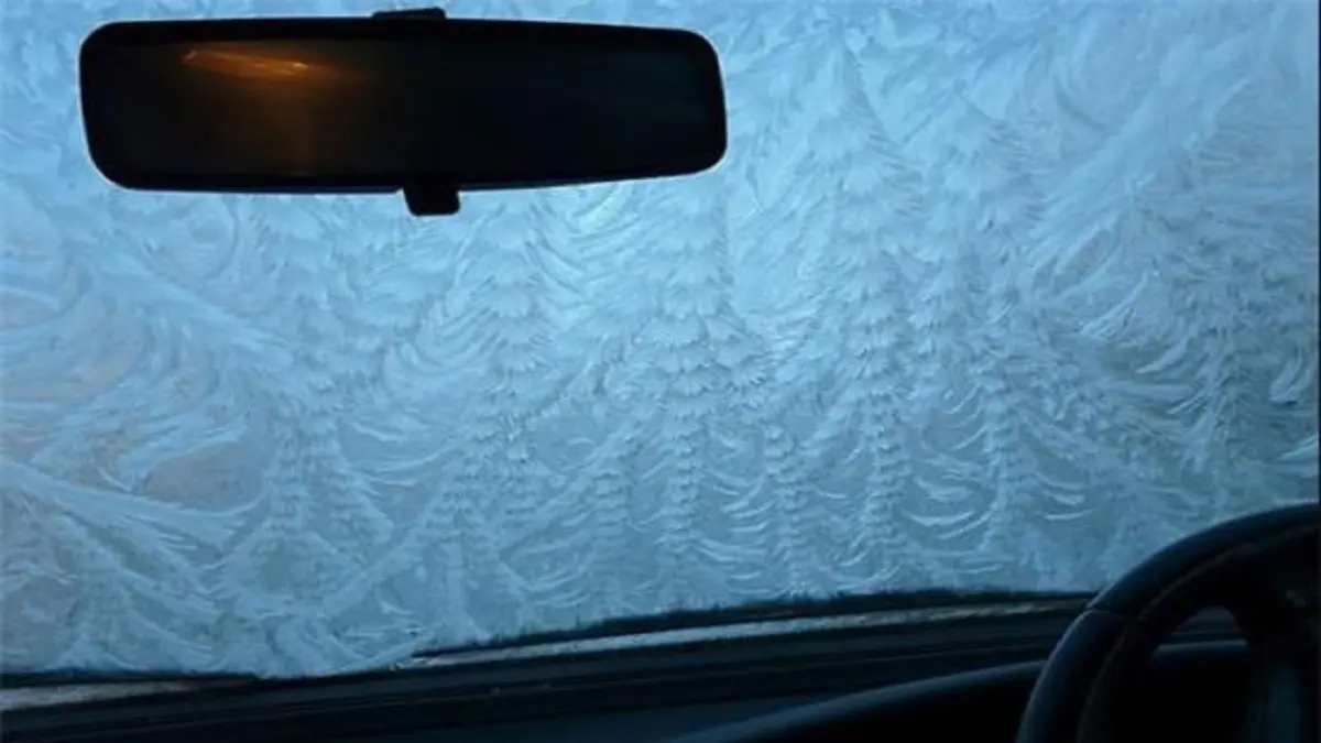 سرما و یخ زدگی خودرویی را بلعید!+ویدئو
