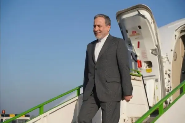 عراقچی به اسلام‌آباد رسید | دیدار با همتای پاکستانی و دیگر مقامات