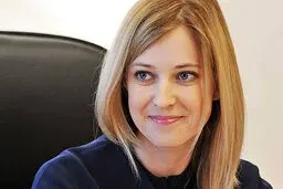  تصاویر زیباترین زن دادستان در دنیای مجازی 