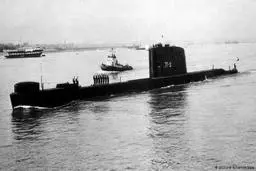 نزدیک شدن زیردریایی اسرائیل به خلیج فارس و هشدار به ایران