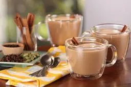 هوس چای ماسالا کردی ولی توی خونه نداری؟خودت درست کن! | طرز تهیه چای ماسالا خانگی +ویدئو