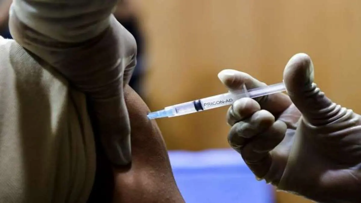 واکسیناسیون هم راه رهایی از کرونا نیست 