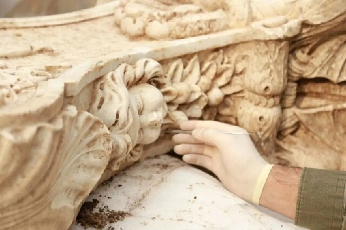 کشف یک اثر سنگی مرموز در کاخ سعداباد! | عجیب اما واقعی + عکس