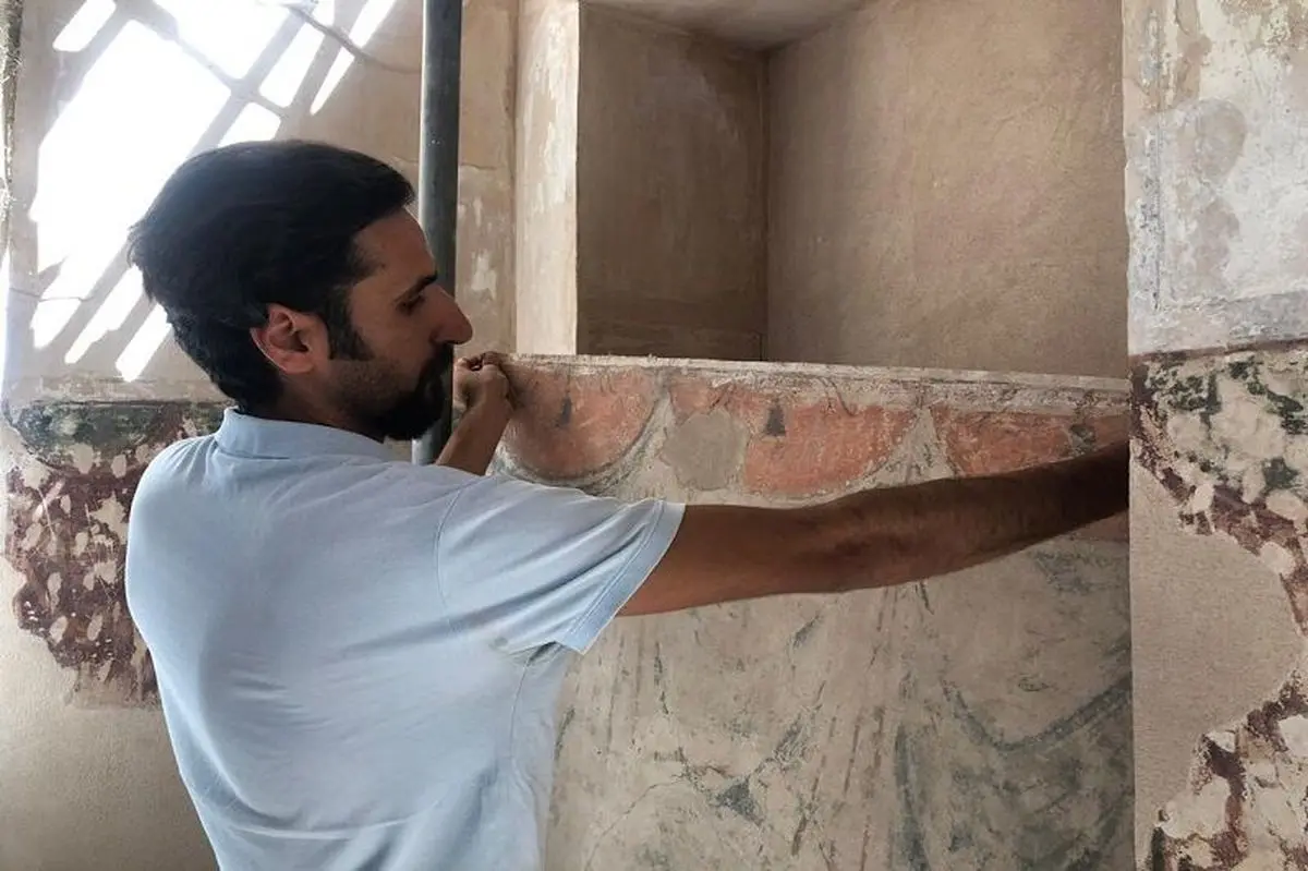تزیینات نقاشی عمارت عالیقاپو اصفهان نصب شد