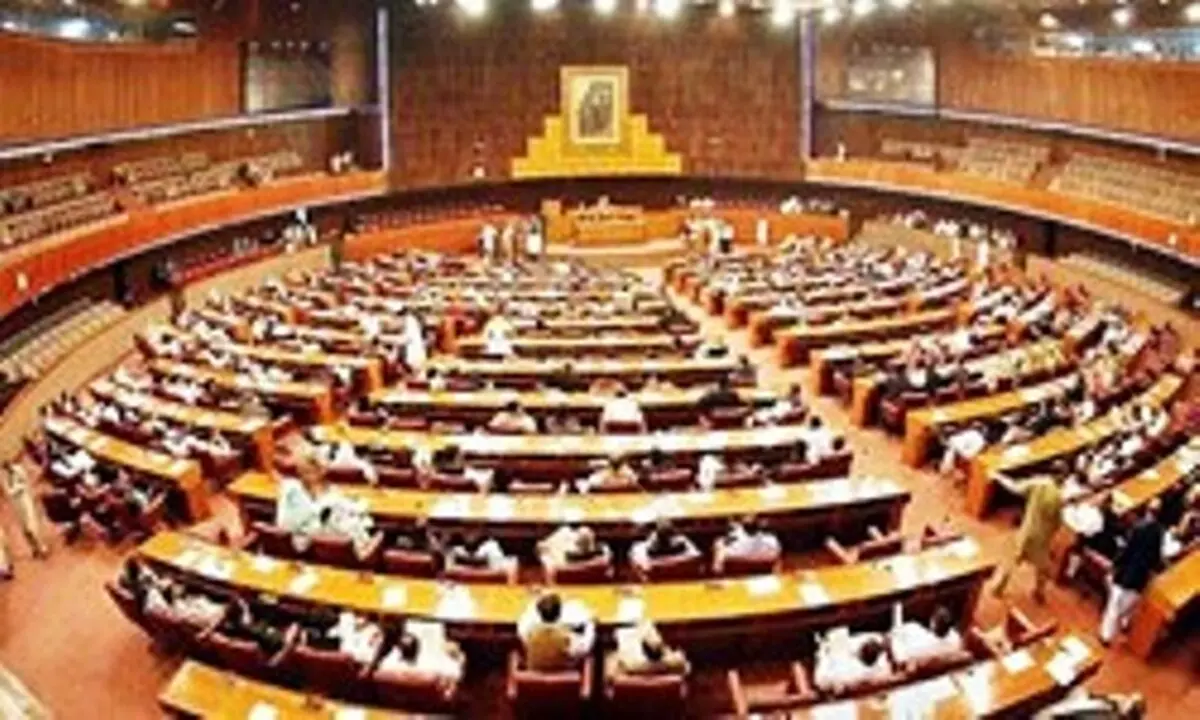 جنجال در مجلس پاکستان بر سر اعزام نیرو به یمن