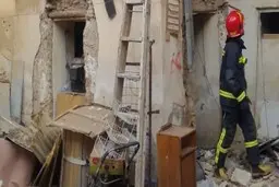 انفجار یک خانه در کرج ۲ خانه دیگر را هم تخریب کرد / ۲ نفر جان باختند