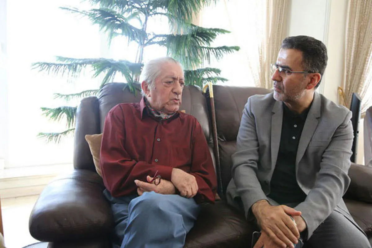 مجید انتظامی: فیش حقوقی پدرم منتشر شود خیلی‌ها شرمنده می‌شوند
