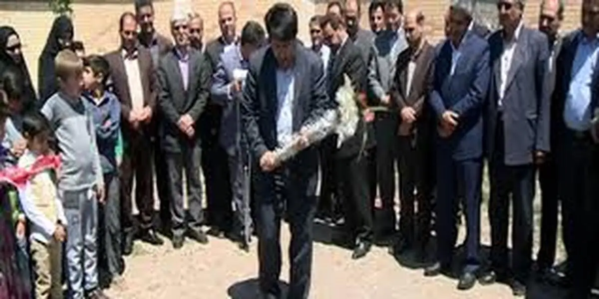 خیران، مجتمع گردشگری می‌سازند