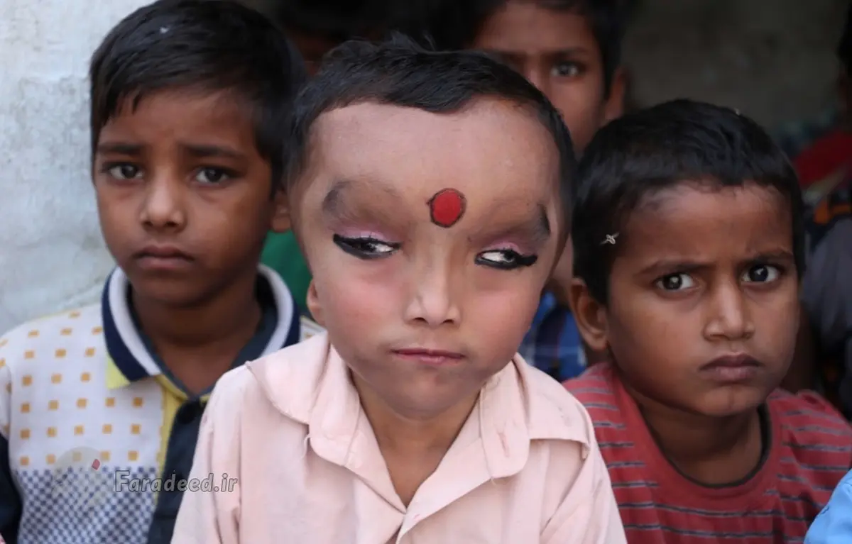 پرستش پسر 6 ساله در هند!