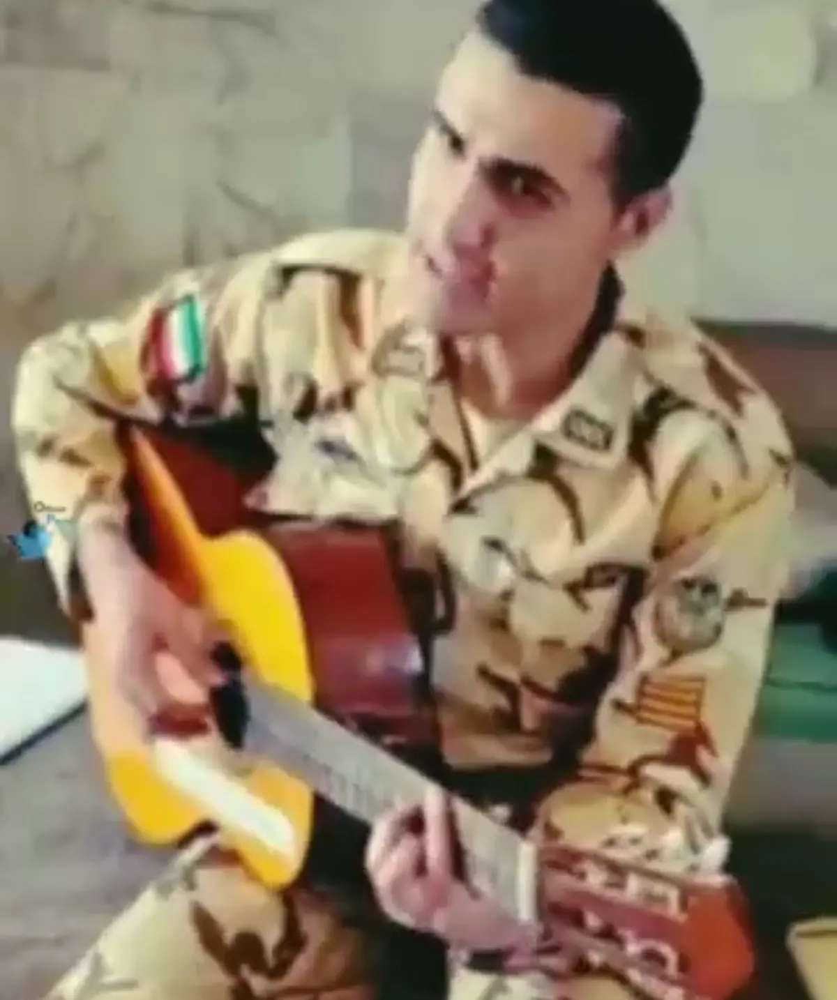 خوانندگی یک سرباز وطن + ویدئو