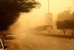 
گرد و خاک تا دوشنبه مهمان خوزستان است
