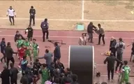 ضرب و شتم عوامل صداوسیمای مرکز یزد در مسابقه فوتبال 