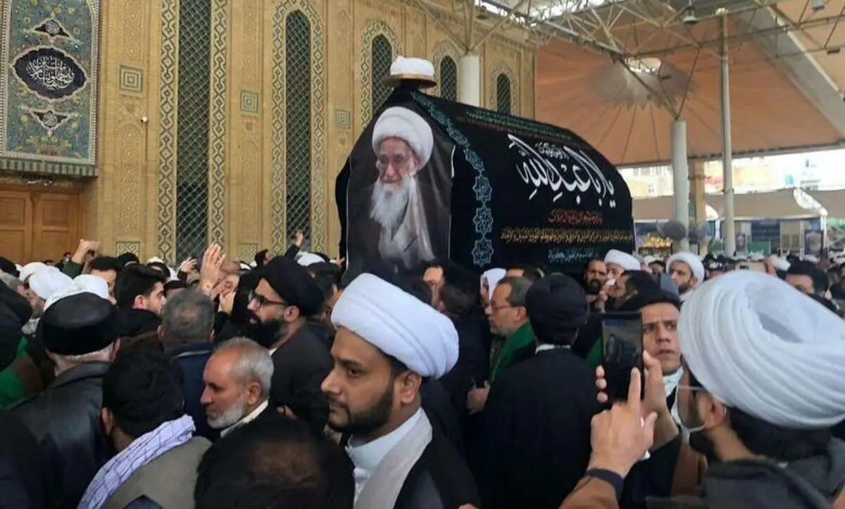 
پیکر آیت الله صافی گلپایگانی در کربلا تشییع شد
