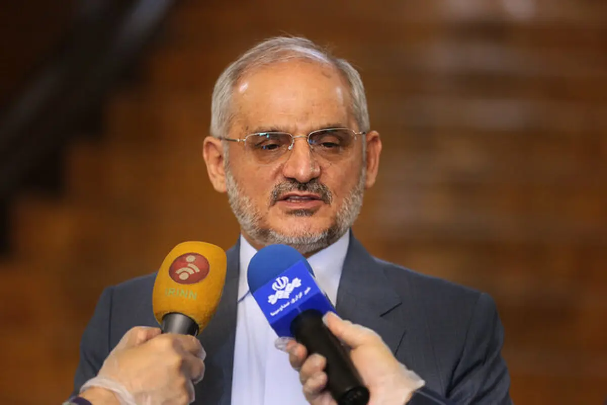 وزیر آموزش و پرورش: دانش آموزان با «ماسک» وارد حوزه‌های امتحانی می‌شوند