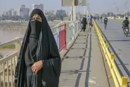روزنامه جمهوری اسلامی: نه اصلاح طلبان برای خوزستان کاری کردند و نه اصولگراها