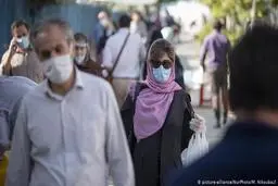 وزارت بهداشت: ‌تعطیلی دو هفته‌ای کشور ضروری است