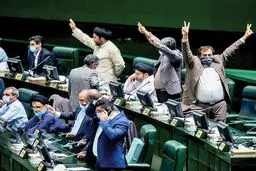 عدم شفافیت طرح شفافیت | راه‌های در رو برای مخفیانه کردن اقدامات نمایندگان در طرح مجلس