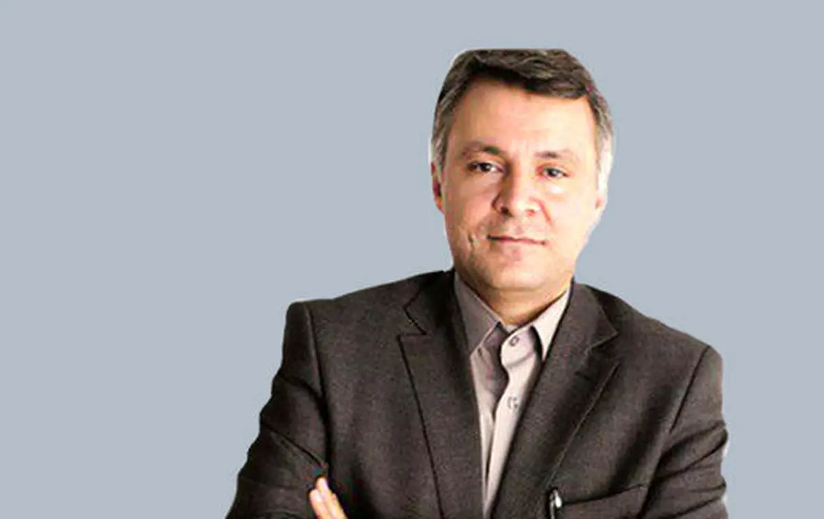 محمد فاضلی جامعه شناس : باید از هزاران جلسه‌ای که در آن‌ها مقامات در معرض دانشمندان پایتونی قرار می‌گیرند ترسید