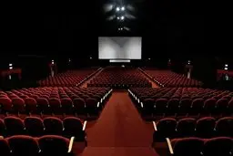 ماجرای چاقوکشی در پردیس سینمایی کورش چه بود؟