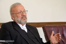 پاسخ منوچهر متکی بعد از شنیدن نام احمدی نژاد