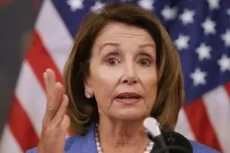 پیروزی ترامپ در انتخابات 2016   |   چراپلوسی از بازنشستگی منصرف شد؟