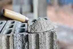 قیمت هر پاکت سیمان به ۱۰۰ و حتی ۱۲۰ هزار تمان رسیده است