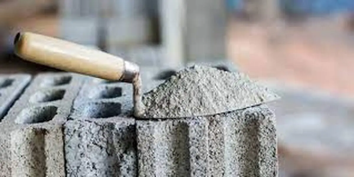قیمت هر پاکت سیمان به ۱۰۰ و حتی ۱۲۰ هزار تمان رسیده است