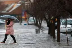
افزایش نسبی دمای کشور/ ورود سامانه بارشی از فردا شب
