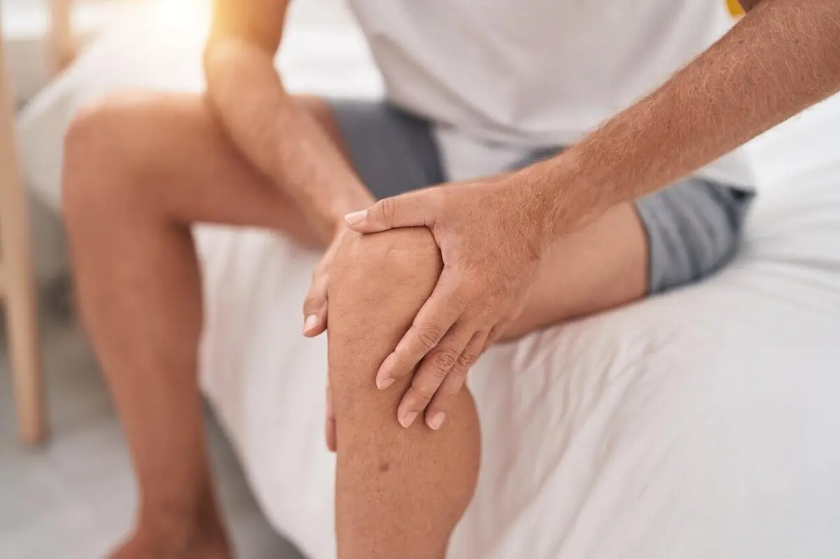 علت گرفتگی عضلات پا در خواب چیست؟ | بررسی روش جلوگیری از گرفتگی عضلات پا