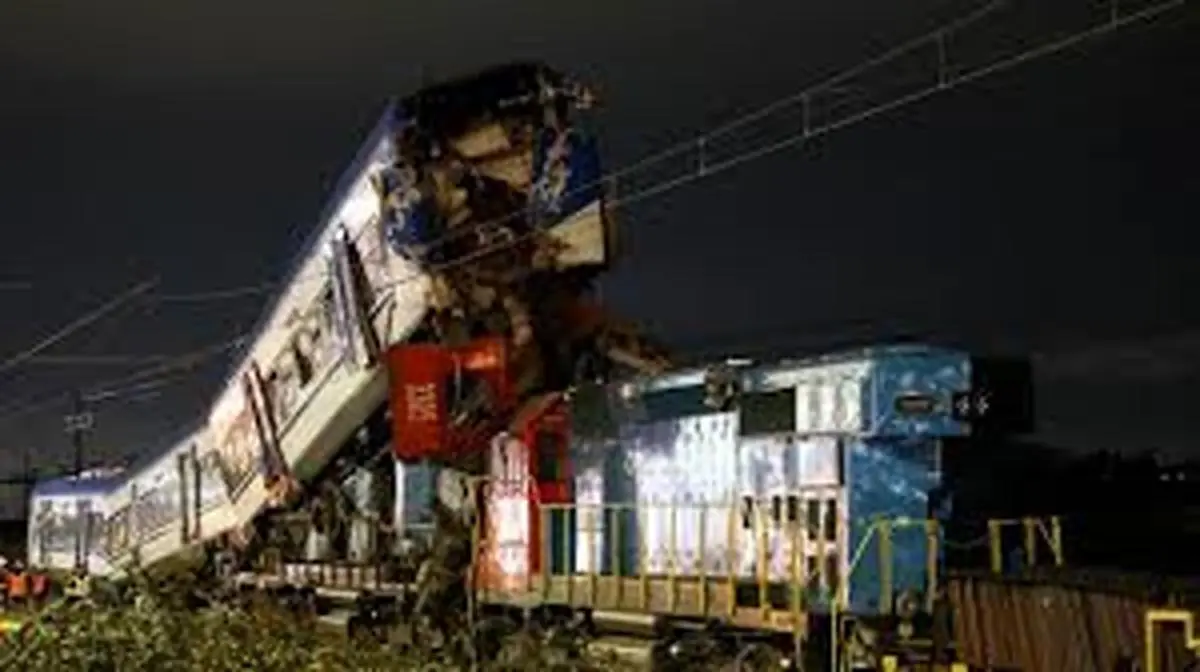 تصادف قطار باری و قطار مسافربری | حادثه‌ای مرگبار در شیلی