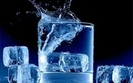 نوشیدن آب یخ  با بدنتان چه میکند ؟