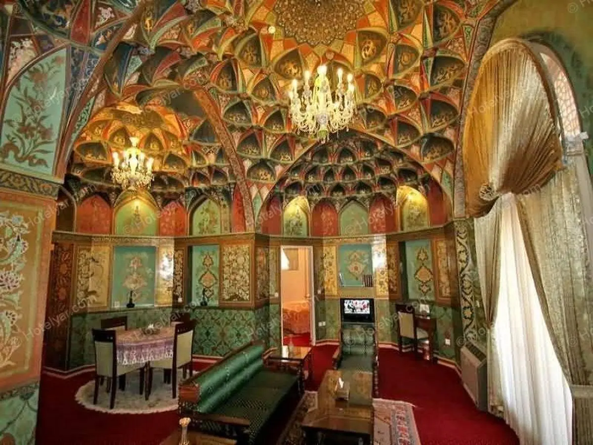  هتل تاریخی عباسی پس از ۵۳ سال فعالیت تعطیل شد