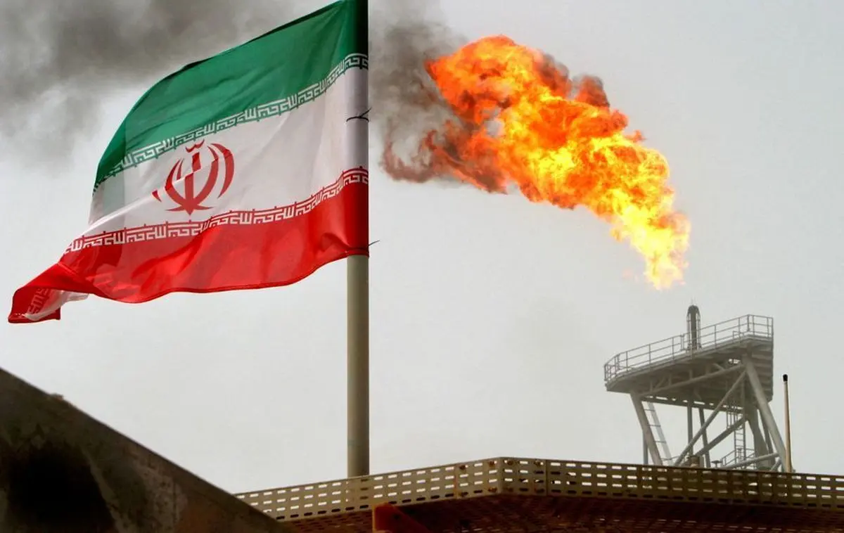 چین نفت بیشتری از ایران خریداری می کند