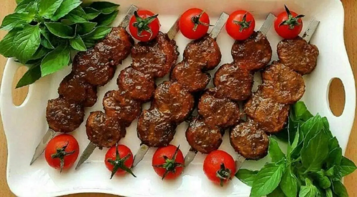 مرغ فسنجانی خانگی؛ خوشمزه و ساده | طرز تهیه مرغ فسنجونی +ویدیو 