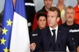 مکرون از زیر سایه فیلیپ گریخت | برکناری نخست‌وزیر محبوب