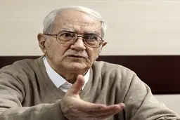 بررسی سهم مشکلات اقتصادی در وقوع انقلاب سال 1357 | اصلاحات ارضی شاه، نارضایتی را افزایش داد | ریشه یابی تورم 25 درصدی سال 1356 